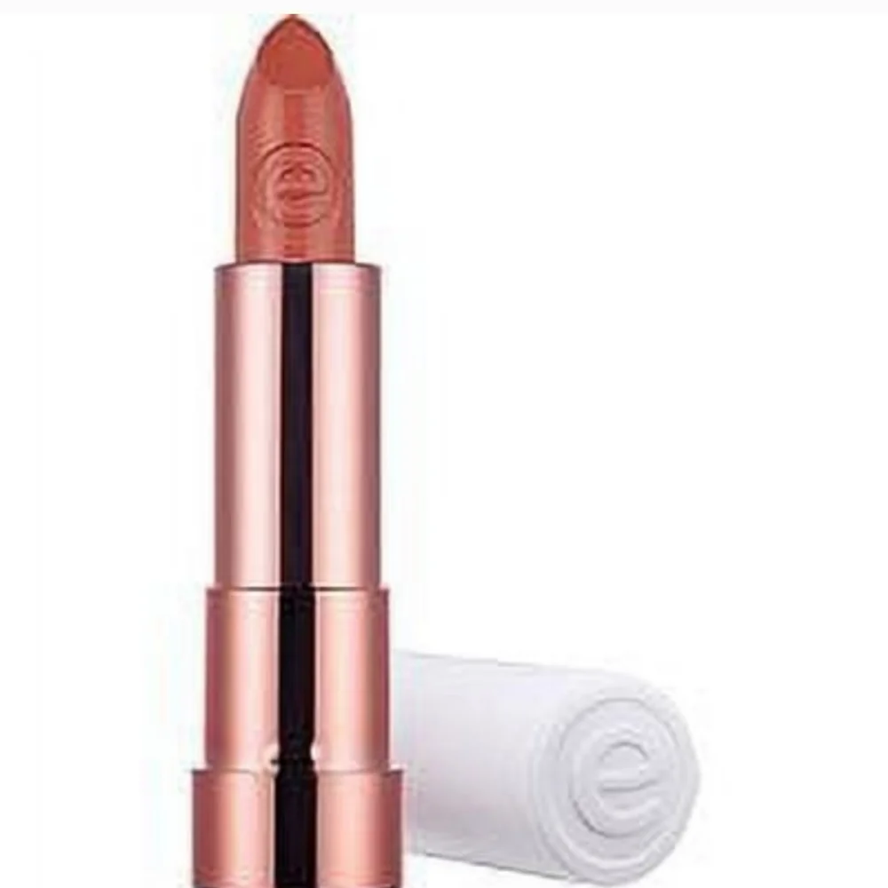 2 x Essence Semi Matte Lipstick 14 Free